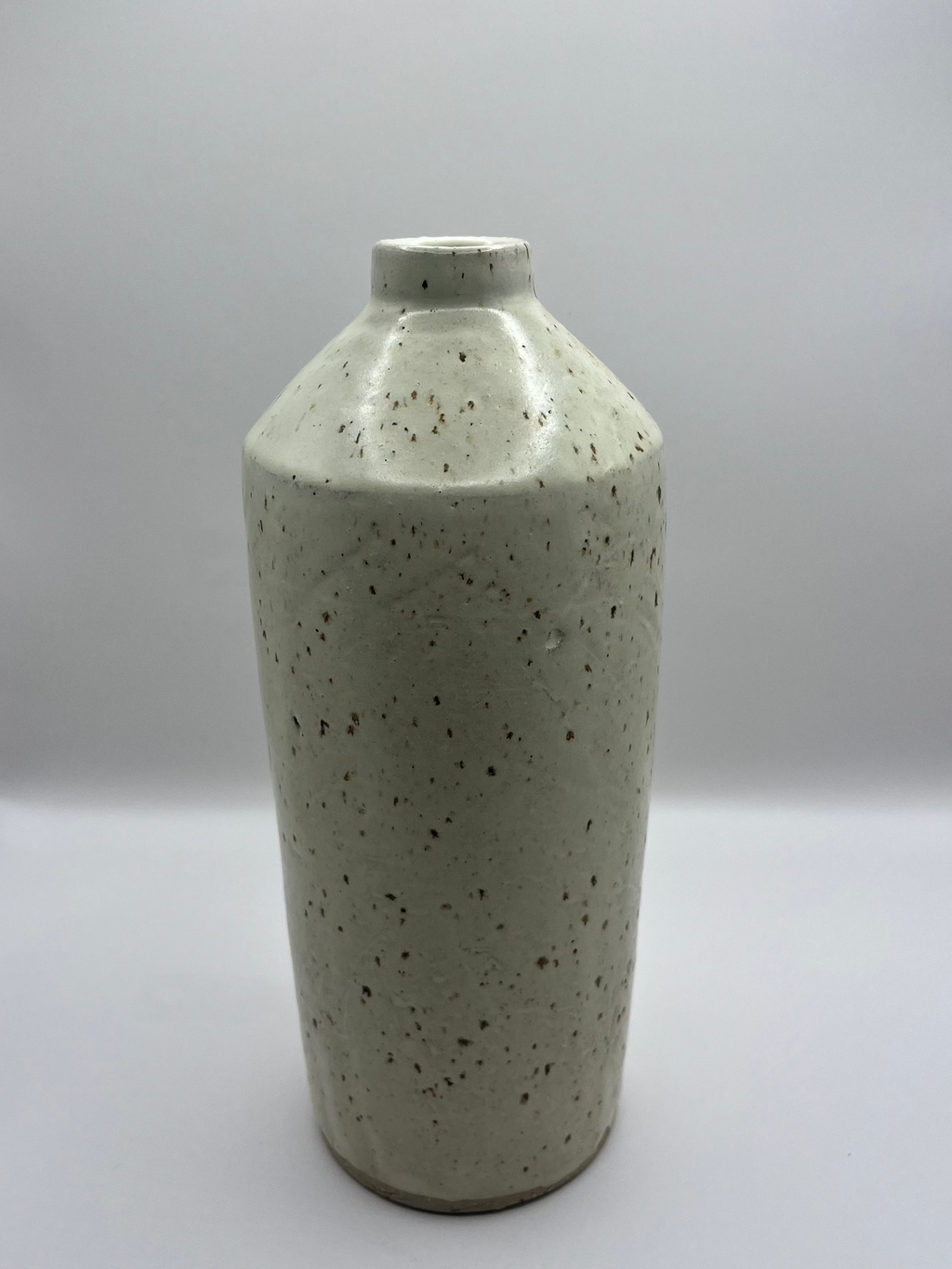 Vase Ivory